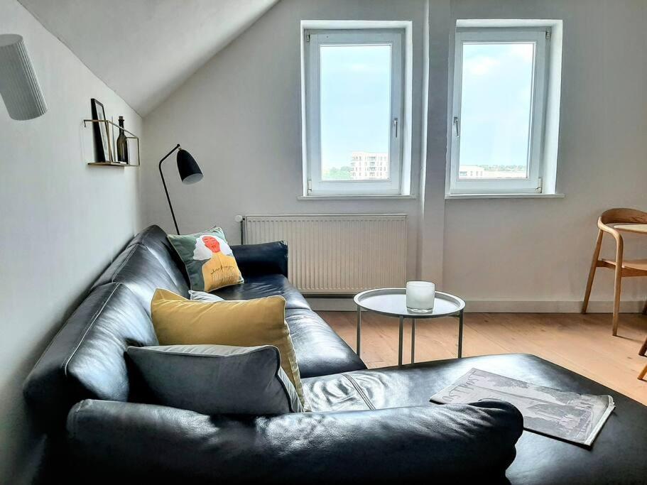 Ueber Den Daechern Der Altstadt Rostock Exteriör bild